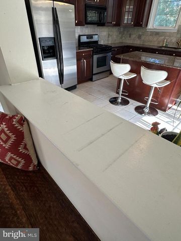 13846 GREENDALE DR #59, Woodbridge, VA 22191