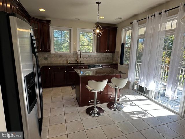 13846 GREENDALE DR #59, Woodbridge, VA 22191