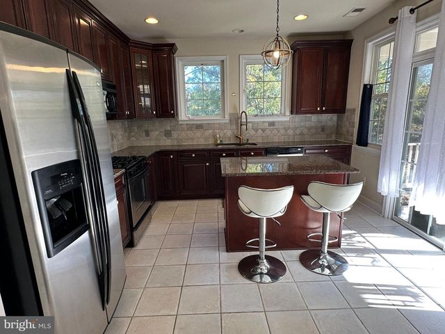 13846 GREENDALE DR #59, Woodbridge, VA 22191