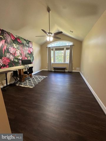 13846 GREENDALE DR #59, Woodbridge, VA 22191