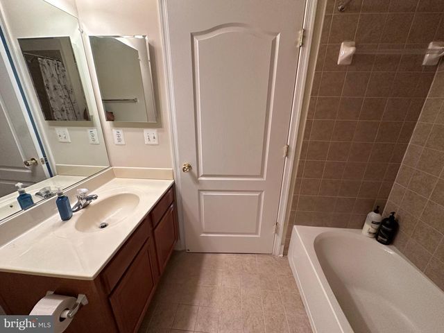 13846 GREENDALE DR #59, Woodbridge, VA 22191