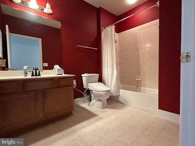 13846 GREENDALE DR #59, Woodbridge, VA 22191