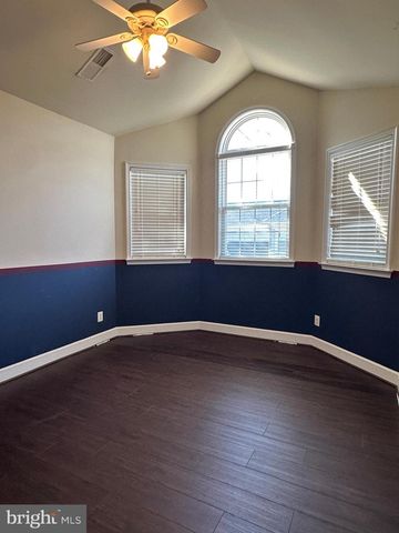 13846 GREENDALE DR #59, Woodbridge, VA 22191