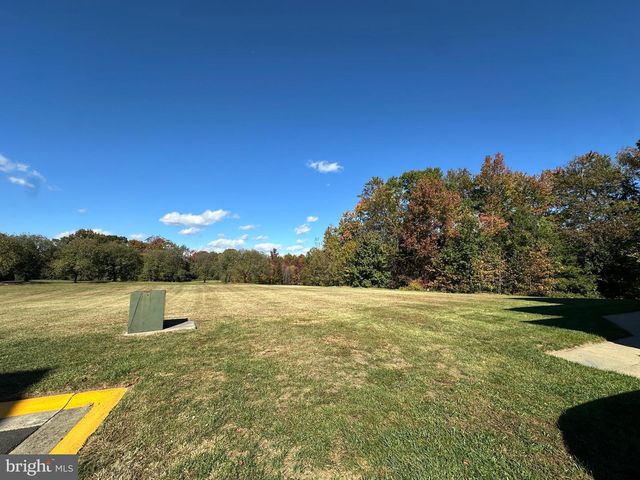 13846 GREENDALE DR #59, Woodbridge, VA 22191