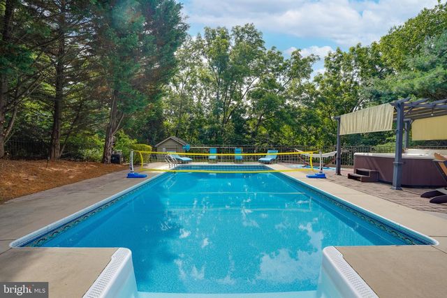 2651 CASTLEGREEN DRIVE, Greencastle, PA 17225