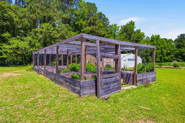5417 Privetts Rd., Conway, SC 29526