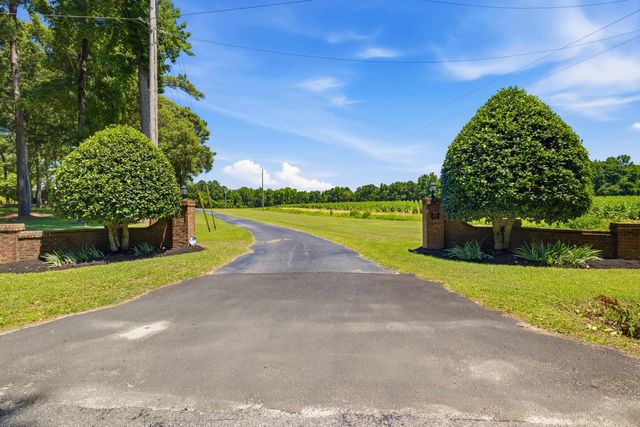 5417 Privetts Rd., Conway, SC 29526