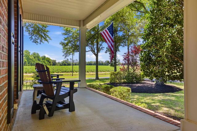 5417 Privetts Rd., Conway, SC 29526