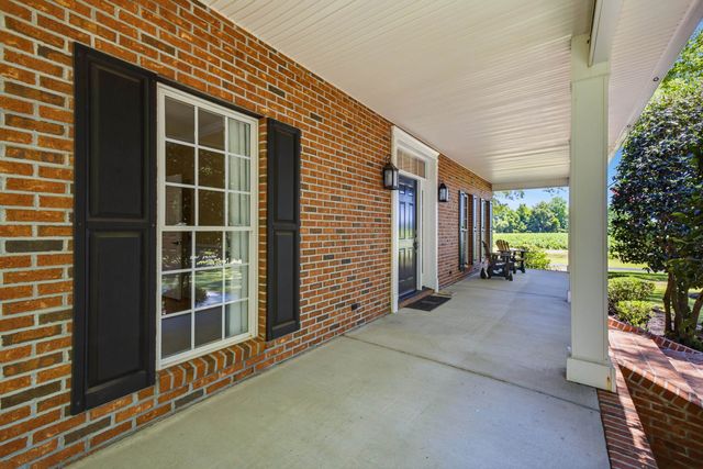 5417 Privetts Rd., Conway, SC 29526