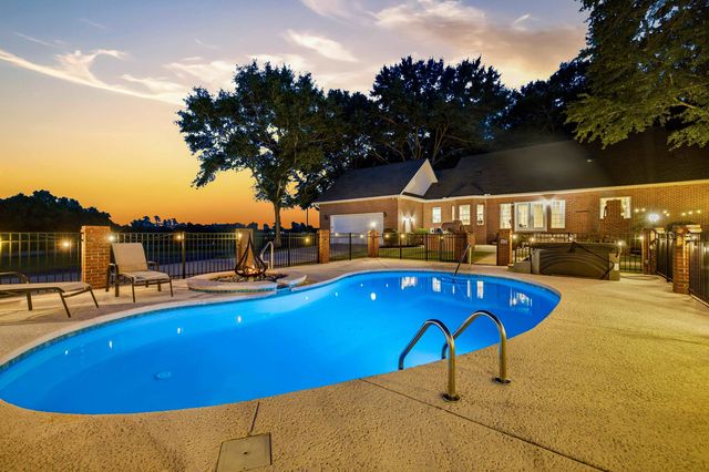 5417 Privetts Rd., Conway, SC 29526