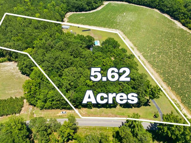 5417 Privetts Rd., Conway, SC 29526