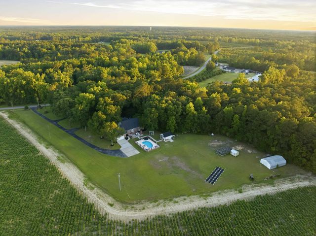 5417 Privetts Rd., Conway, SC 29526