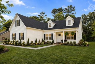 100 Centennial Lane, Columbia, TN 38401