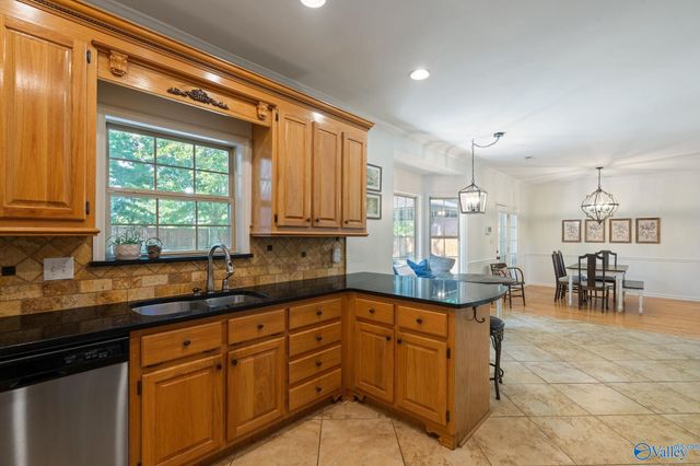 101 Ridgewood Drive, Madison, AL 35757