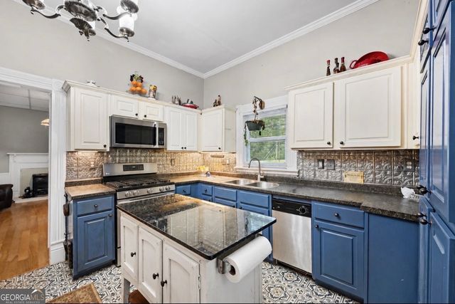 107 Sixth Avenue, Mansfield, GA 30055