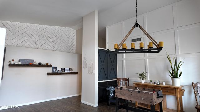 2647 E South Fork Drive, Phoenix, AZ 85048