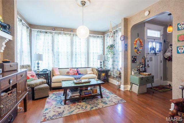 5608 S Kingshighway Boulevard, St Louis, MO 63109