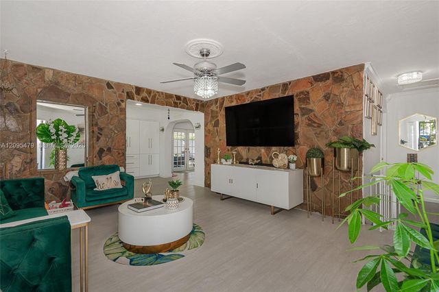 7171 Sheridan Street, Hollywood, FL 33024