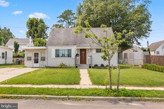 9 SOLOFF, Hamilton, NJ 08610
