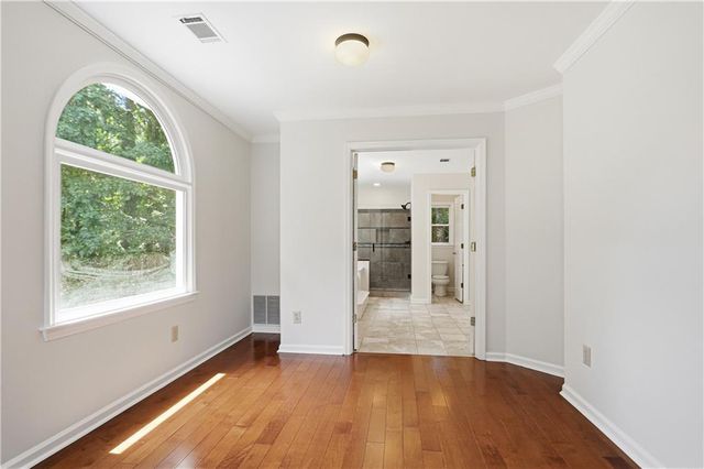 3044 Eagle Watch Drive, Woodstock, GA 30189