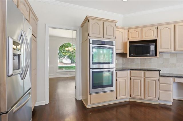 3044 Eagle Watch Drive, Woodstock, GA 30189