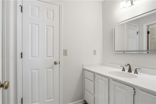 3044 Eagle Watch Drive, Woodstock, GA 30189
