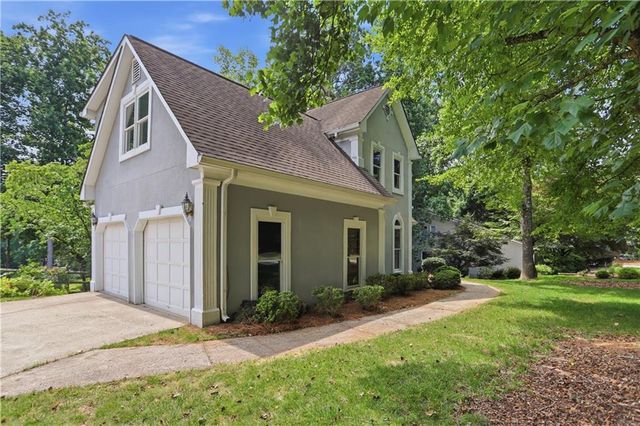 3044 Eagle Watch Drive, Woodstock, GA 30189