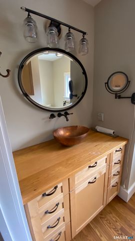 86 Belleview Avenue, Torrington, CT 06790