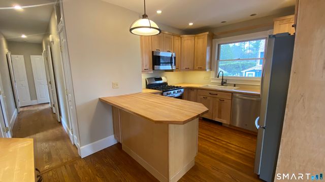 86 Belleview Avenue, Torrington, CT 06790