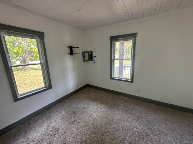 1311 Burnett Street, Paducah, KY 42001