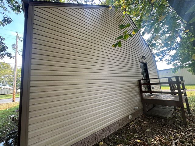 1311 Burnett Street, Paducah, KY 42001