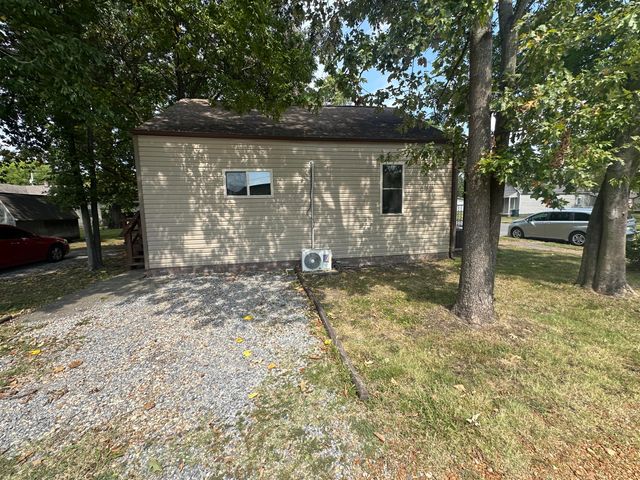 1311 Burnett Street, Paducah, KY 42001