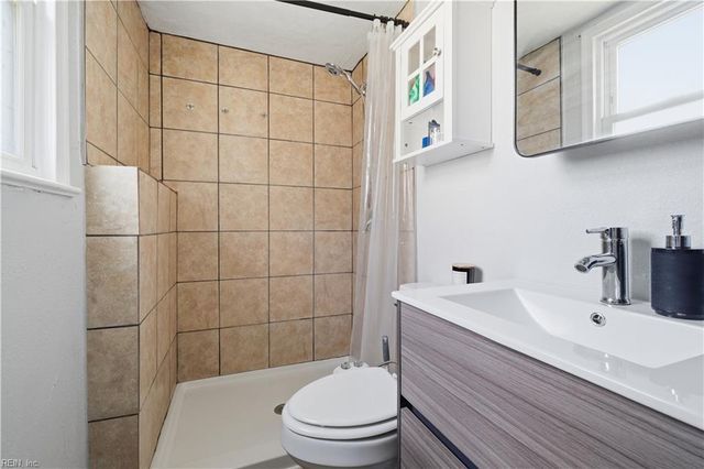 656 43rd ST, Newport News, VA 23607