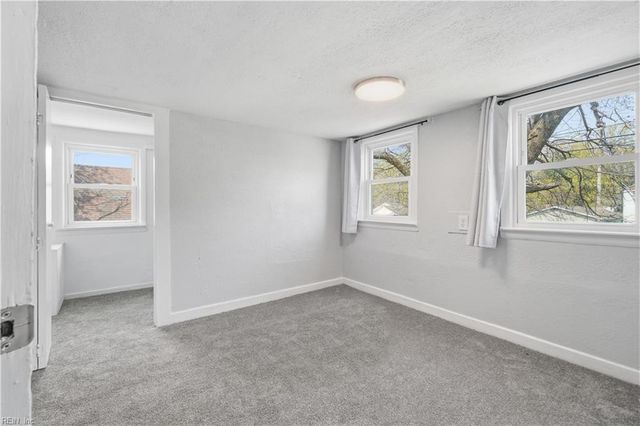 656 43rd ST, Newport News, VA 23607