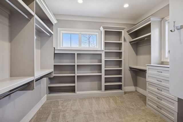 8100 Mountaintop Dr, College Grove, TN 37046