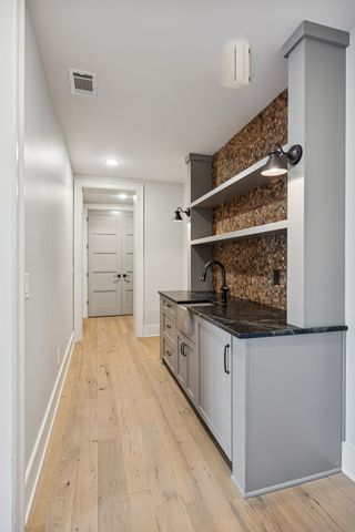 8100 Mountaintop Dr, College Grove, TN 37046