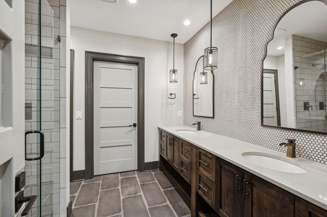 8100 Mountaintop Dr, College Grove, TN 37046