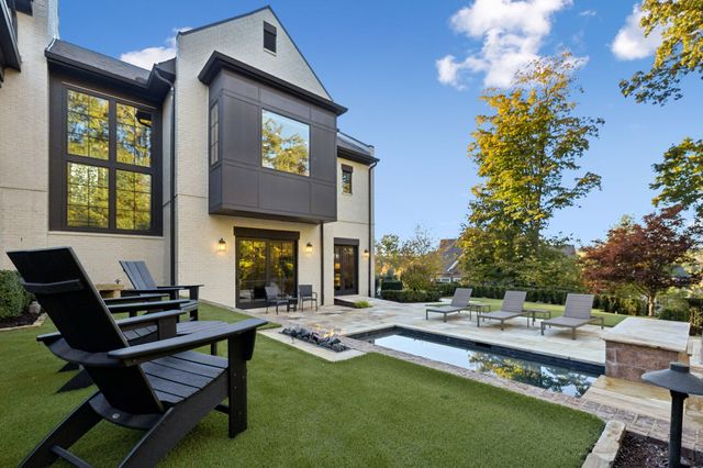 8100 Mountaintop Dr, College Grove, TN 37046