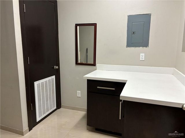 600 S Shary Road, Mission, TX 78572