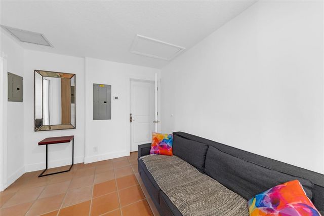 307 N Highland Drive, Hollywood, FL 33021