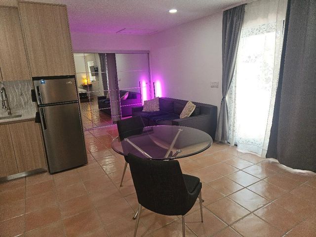 307 N Highland Drive, Hollywood, FL 33021