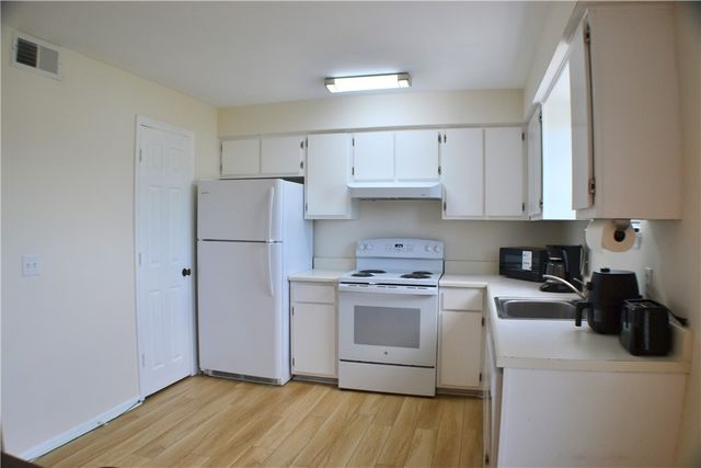 250 Elm St Street 321, Clemson, SC 29631