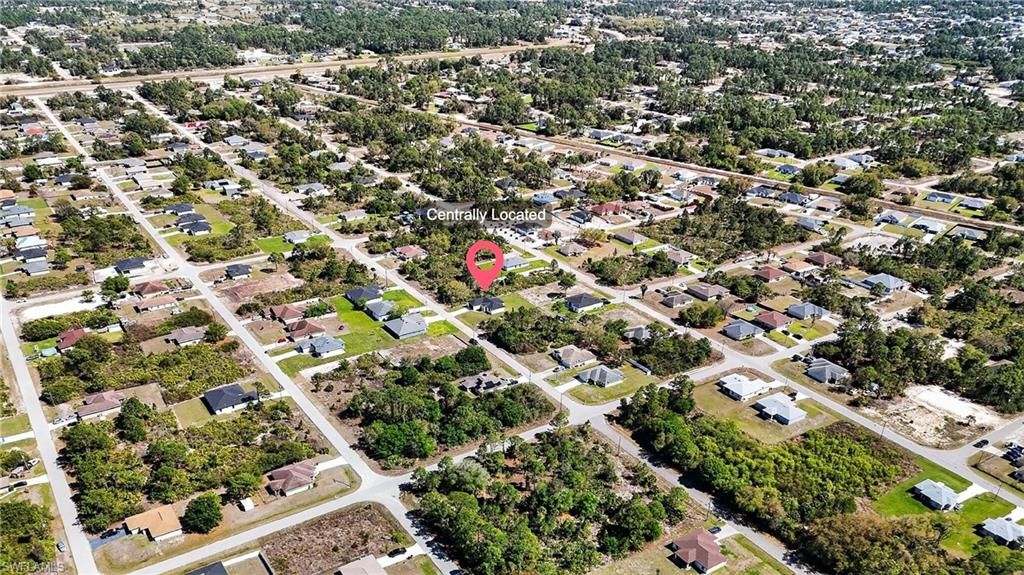 2711 39th ST W, LEHIGH ACRES, FL 33971 — photo 3