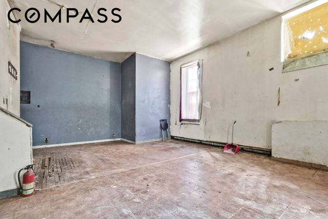 184 Stuyvesant Avenue D2, New York City, NY 11221