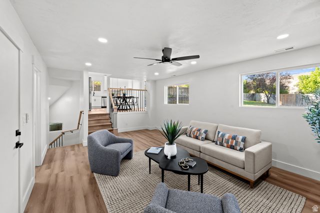 5438 S BRANDONWOOD DR, Murray, UT 84123