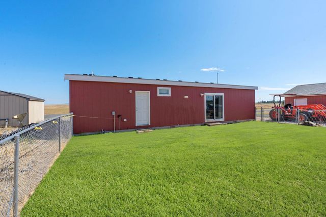 1002 S Dover Rd, Medical Lake, WA 99022