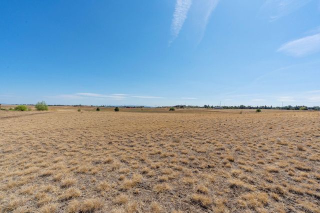 1002 S Dover Rd, Medical Lake, WA 99022