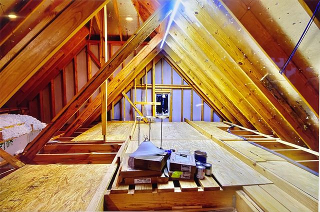 310 Fairwood Springs Lane, Richmond, TX 77406