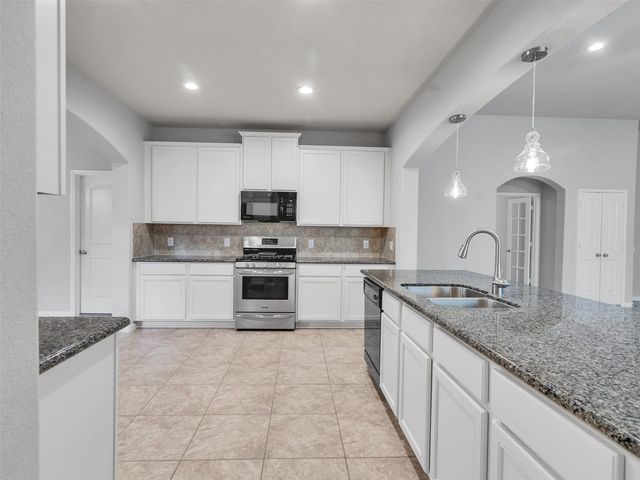 310 Fairwood Springs Lane, Richmond, TX 77406