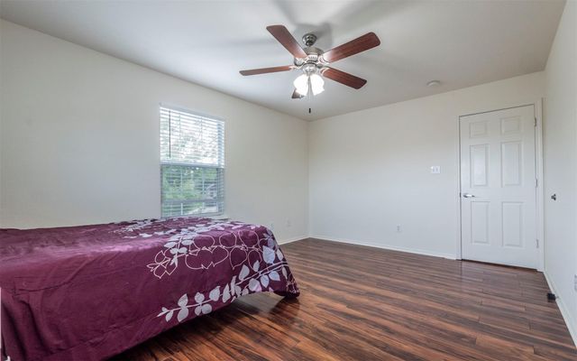 504 Dark Tree LN, Round Rock, TX 78664